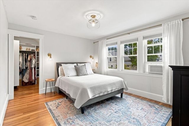 24 Nichols St, Norwood, MA 02062