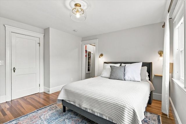 24 Nichols St, Norwood, MA 02062