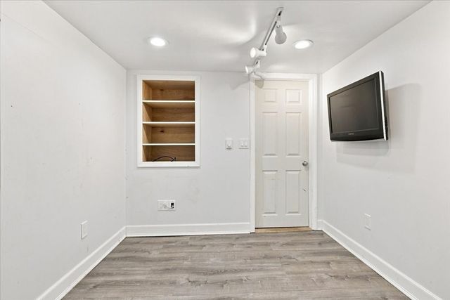 24 Nichols St, Norwood, MA 02062