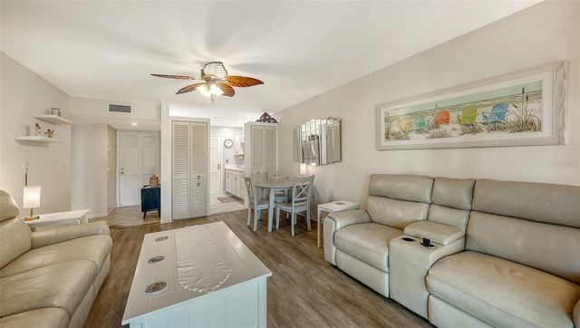 200 THE ESPLANADE N A2, Venice, FL 34285