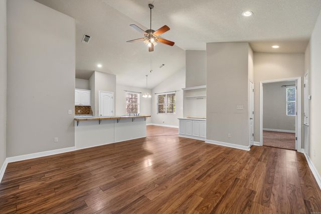 307 Lakeside Road, Hot Springs, AR 71901