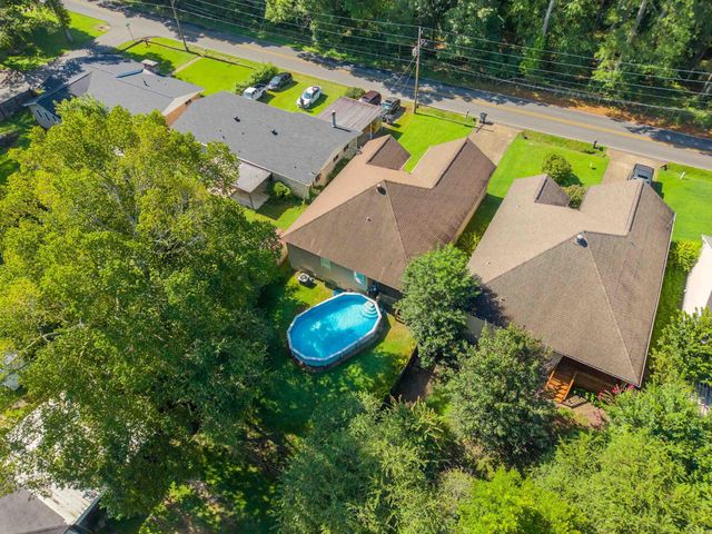 307 Lakeside Road, Hot Springs, AR 71901