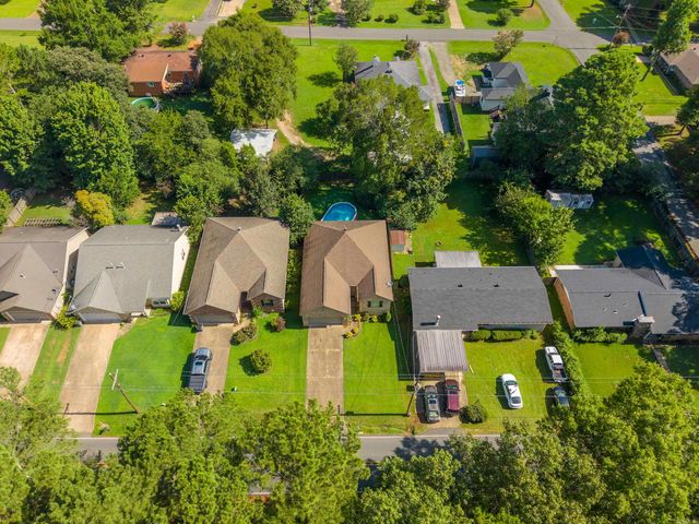 307 Lakeside Road, Hot Springs, AR 71901