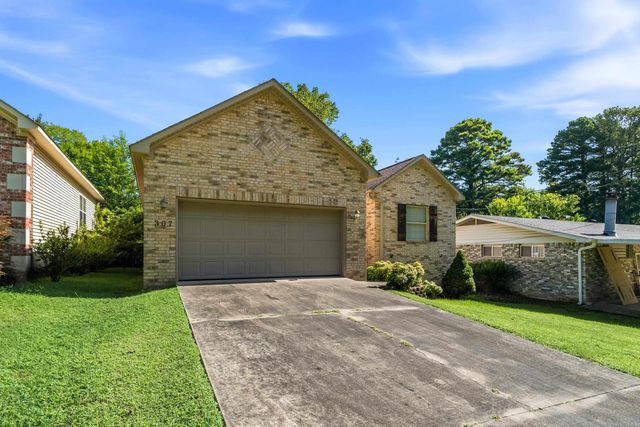 307 Lakeside Road, Hot Springs, AR 71901