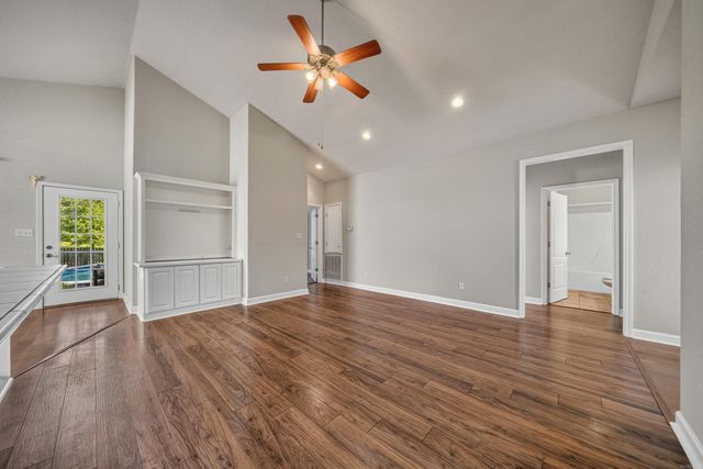 307 Lakeside Road, Hot Springs, AR 71901