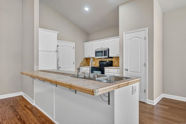 307 Lakeside Road, Hot Springs, AR 71901