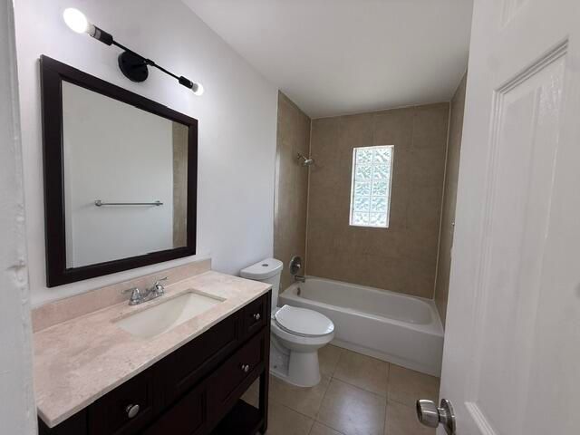 1528 Avenue S, Riviera Beach, FL 33404