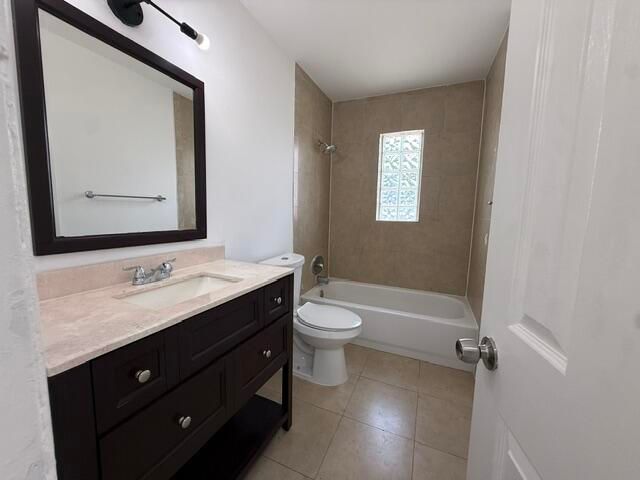 1528 Avenue S, Riviera Beach, FL 33404