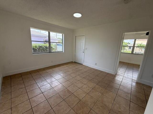 1528 Avenue S, Riviera Beach, FL 33404