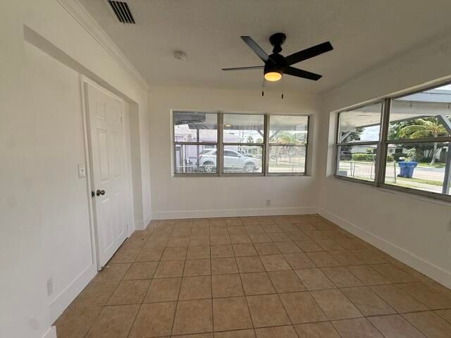 1528 Avenue S, Riviera Beach, FL 33404