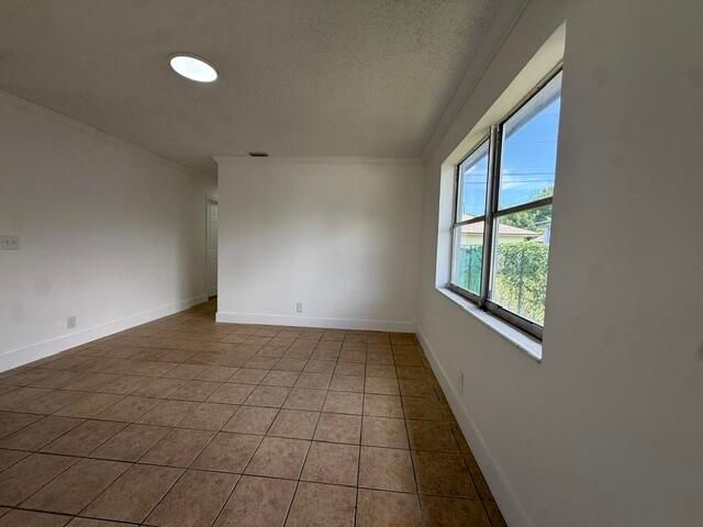 1528 Avenue S, Riviera Beach, FL 33404