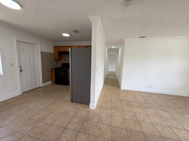 1528 Avenue S, Riviera Beach, FL 33404