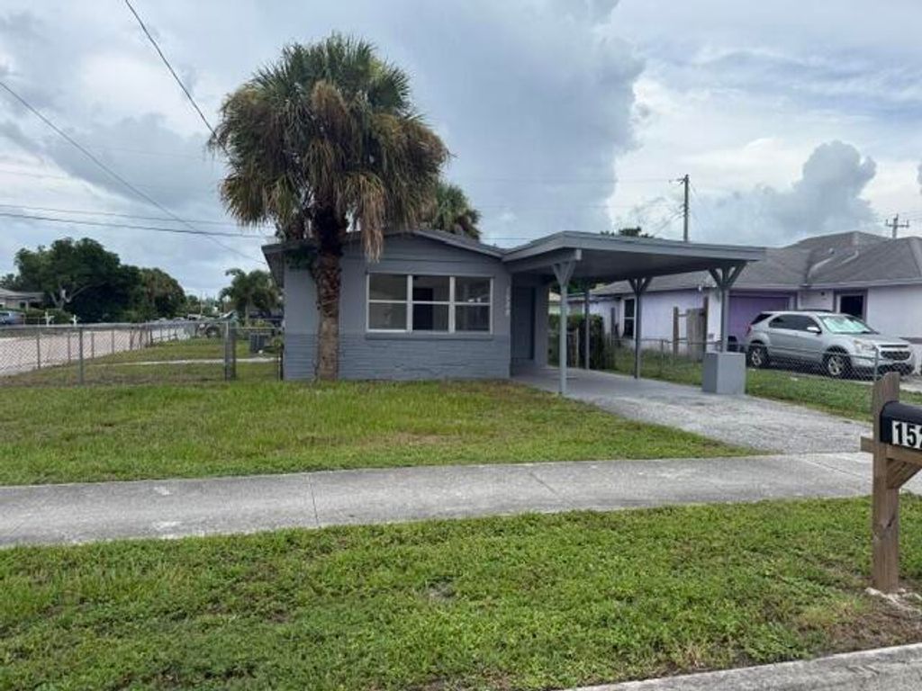 1528 Avenue S, Riviera Beach, FL 33404