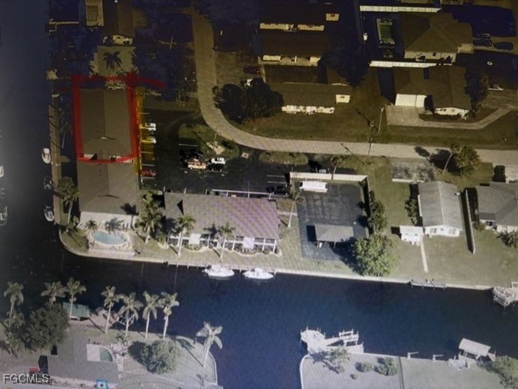 4928 Vincennes ST C8, Cape Coral, FL 33904