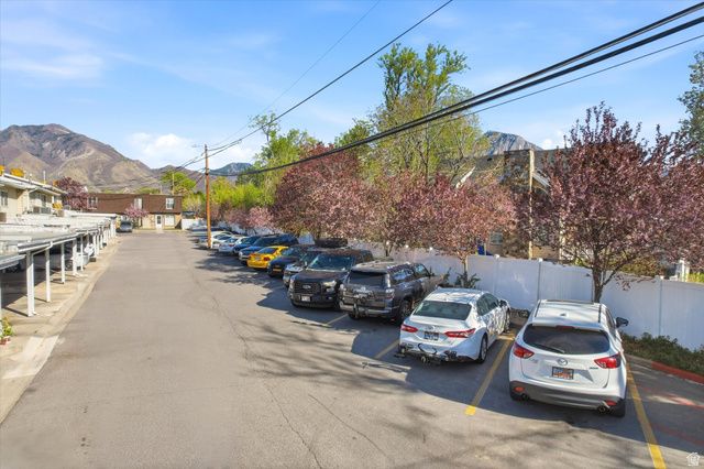 2122 E GEORGETOWN SQ, Millcreek, UT 84109