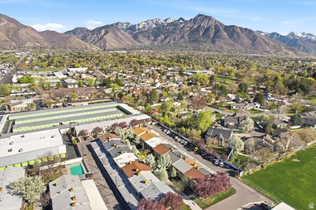 2122 E GEORGETOWN SQ, Millcreek, UT 84109