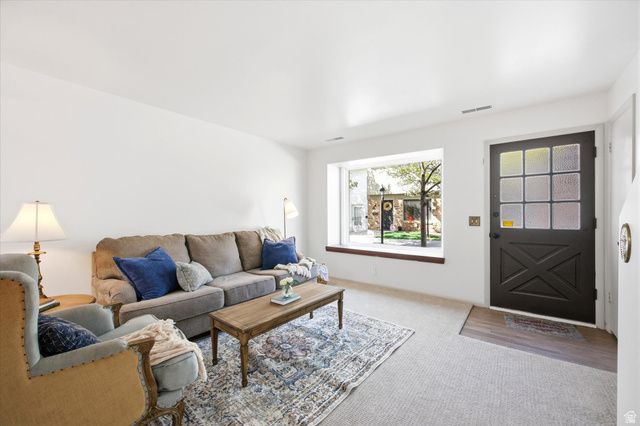 2122 E GEORGETOWN SQ, Millcreek, UT 84109