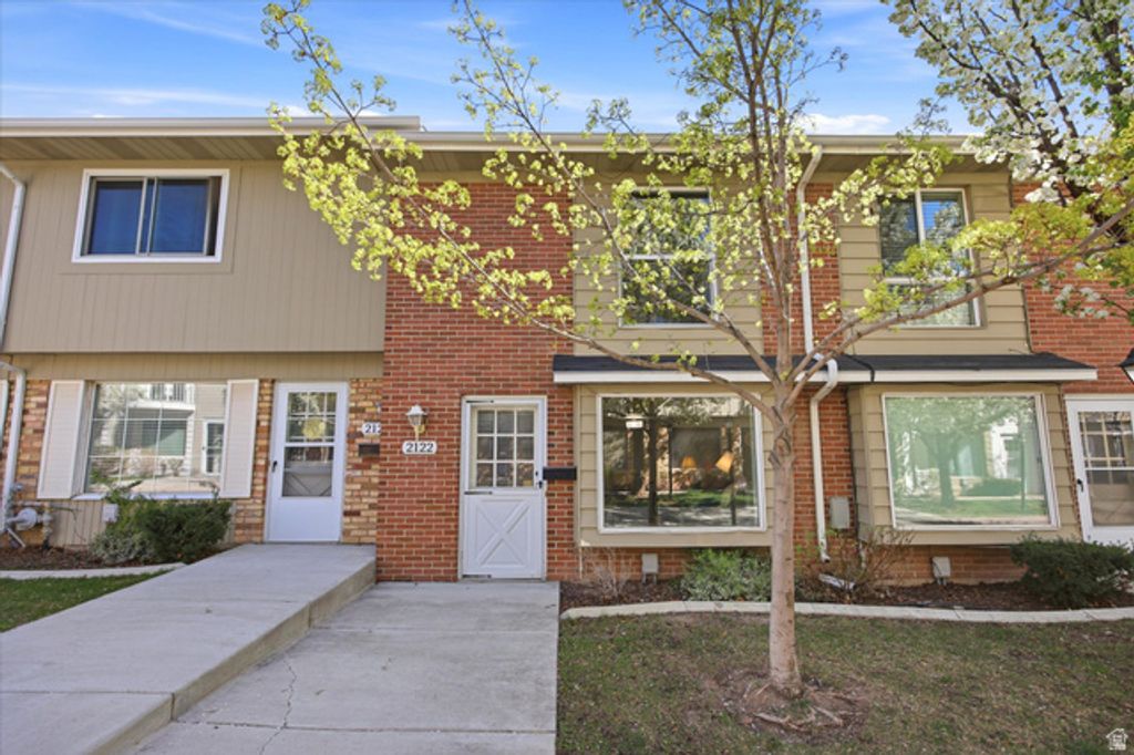 2122 E GEORGETOWN SQ, Millcreek, UT 84109