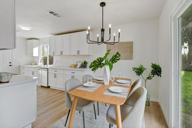 4810 47th St, Sacramento, CA 95820