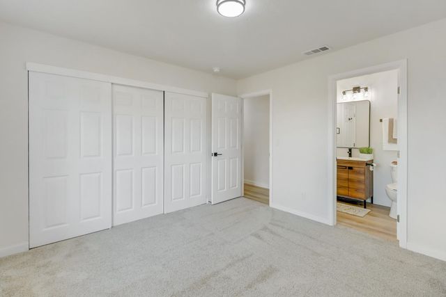 4810 47th St, Sacramento, CA 95820