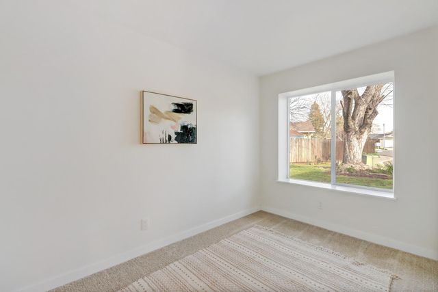 4810 47th St, Sacramento, CA 95820