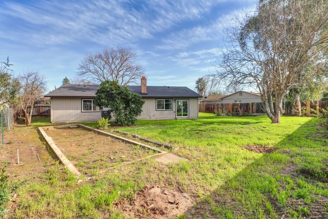 4810 47th St, Sacramento, CA 95820