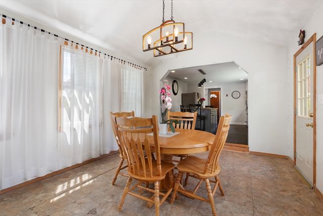 30 Hutchinson St, Winthrop, MA 02152