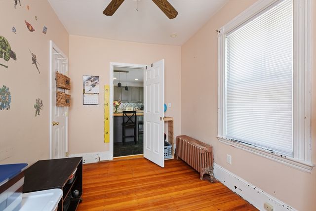 30 Hutchinson St, Winthrop, MA 02152