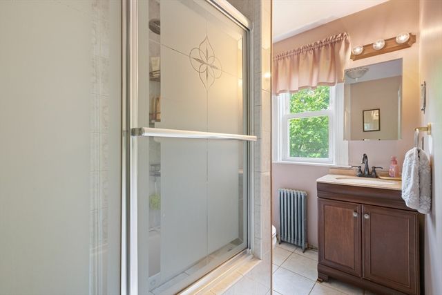 30 Hutchinson St, Winthrop, MA 02152