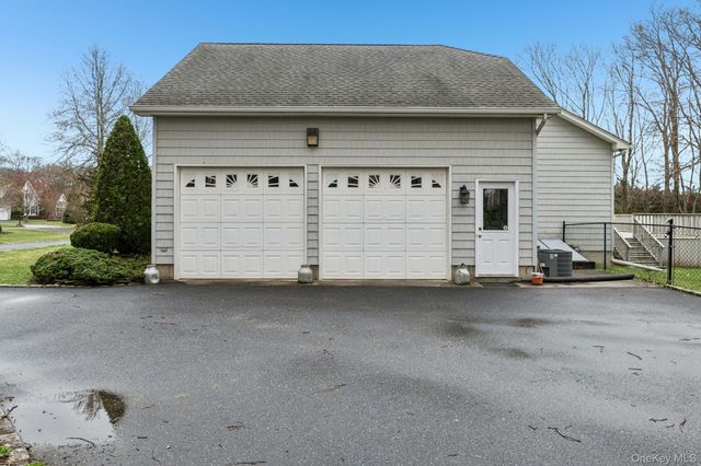 1115 White Eagle Drive, Laurel, NY 11948