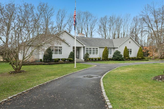 1115 White Eagle Drive, Laurel, NY 11948