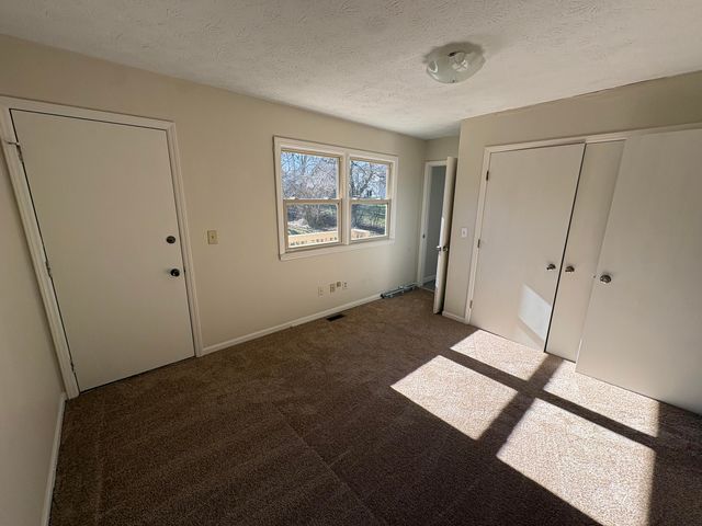 1704 Masters Lane, Lexington, KY 40515