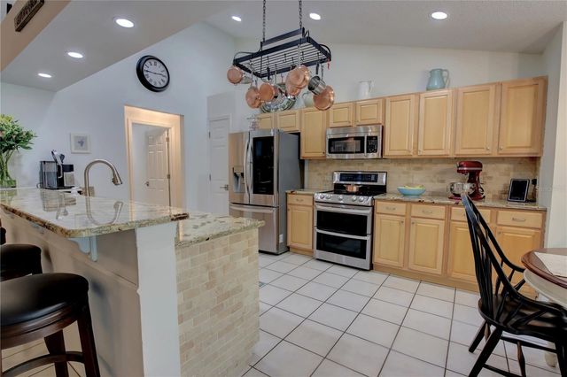 301 OAK LEAF CIRCLE, Lake Mary, FL 32746