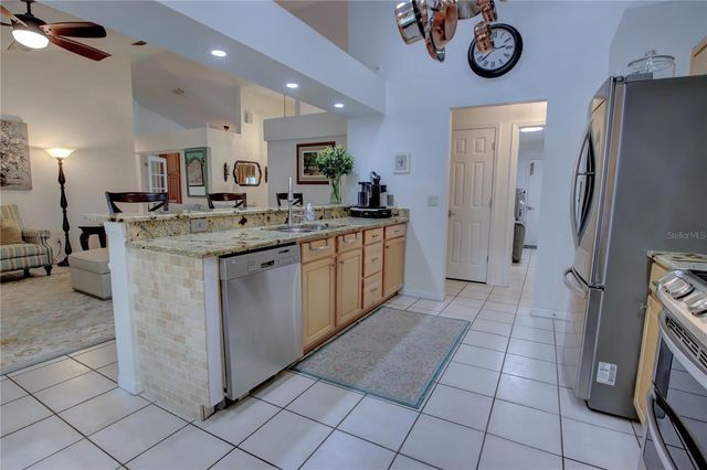 301 OAK LEAF CIRCLE, Lake Mary, FL 32746