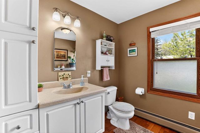 713 Park Avenue, Deforest, WI 53532