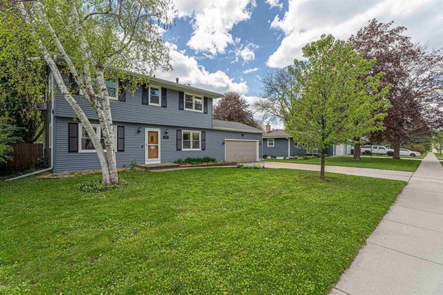713 Park Avenue, Deforest, WI 53532