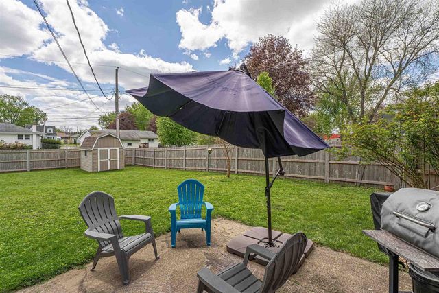 713 Park Avenue, Deforest, WI 53532