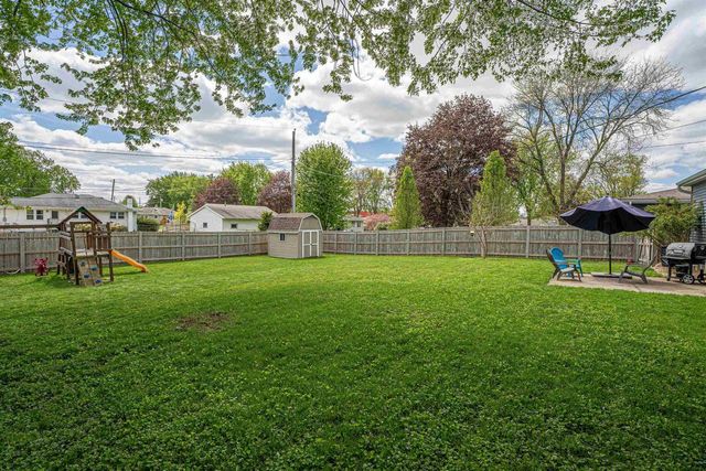 713 Park Avenue, Deforest, WI 53532
