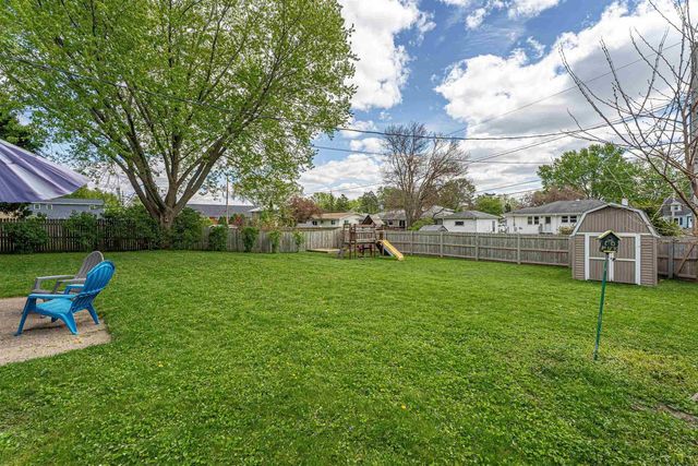 713 Park Avenue, Deforest, WI 53532