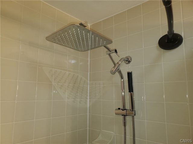 107 Libby St, Salina, NY 13088