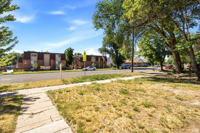 2240 MONROE BLVD, Ogden, UT 84401