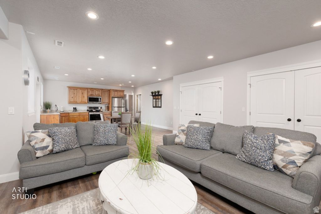 Image 38 of property listing at 2238 W 600 N, Lehi, UT 84043