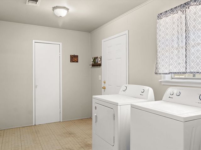 78 COUNTY ROAD 3314, Omaha, TX 75571