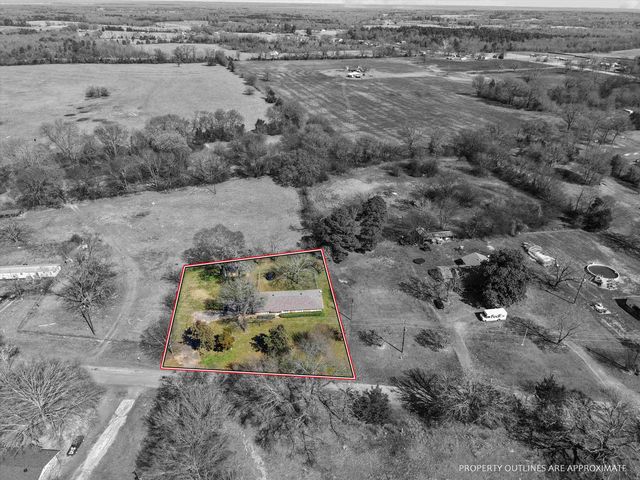 78 COUNTY ROAD 3314, Omaha, TX 75571