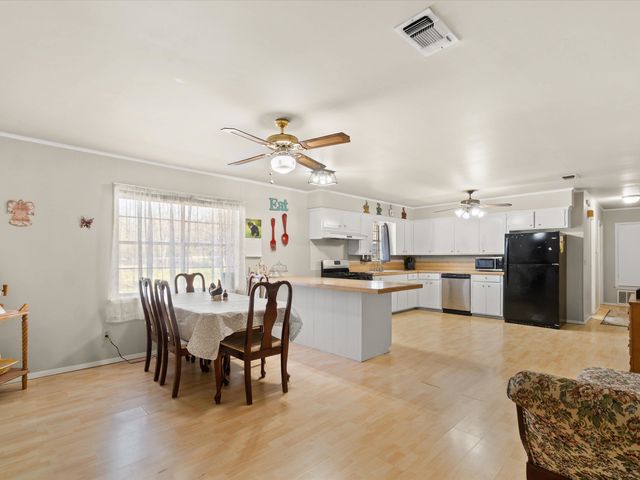 78 COUNTY ROAD 3314, Omaha, TX 75571