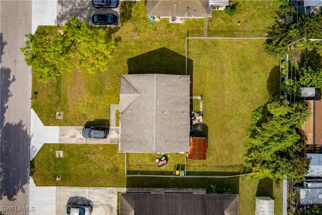 2100 55th TER SW, Naples, FL 34116