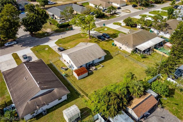 2100 55th TER SW, Naples, FL 34116