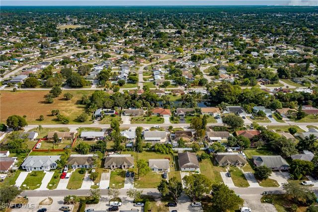 2100 55th TER SW, Naples, FL 34116