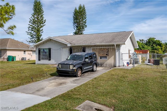 2100 55th TER SW, Naples, FL 34116