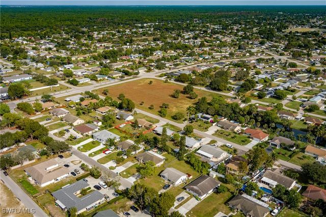 2100 55th TER SW, Naples, FL 34116